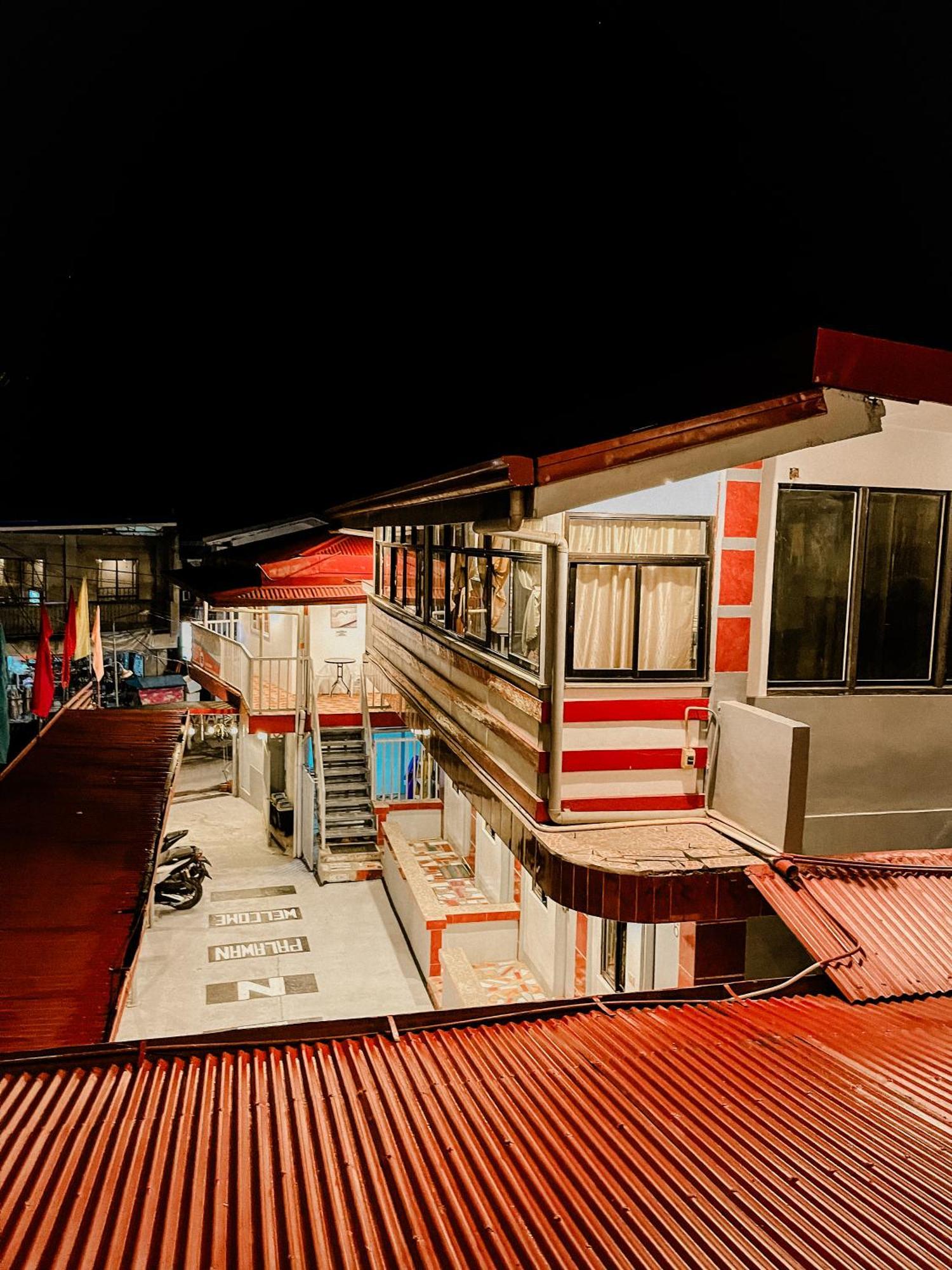 Mario'S Travellers Inn Corón Exterior foto